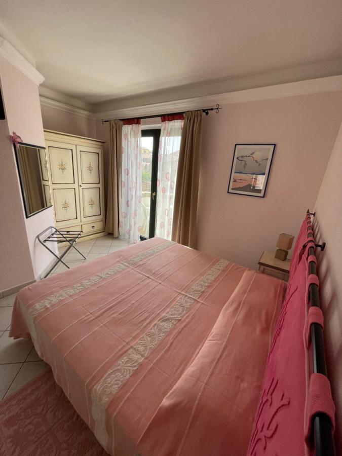 B&B Le Farfalle Palau Exterior photo