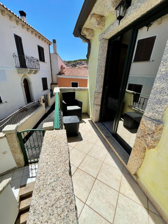 B&B Le Farfalle Palau Exterior photo